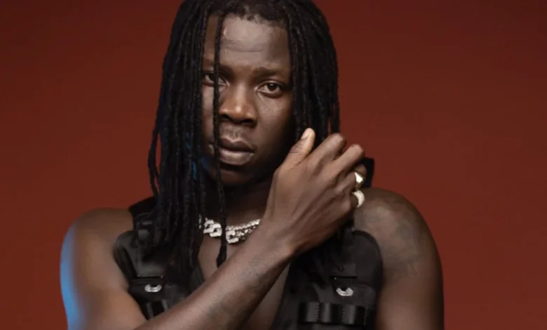 Burna Boy not new cat – Ghanaian singer, Stonebwoy disagrees with Davido