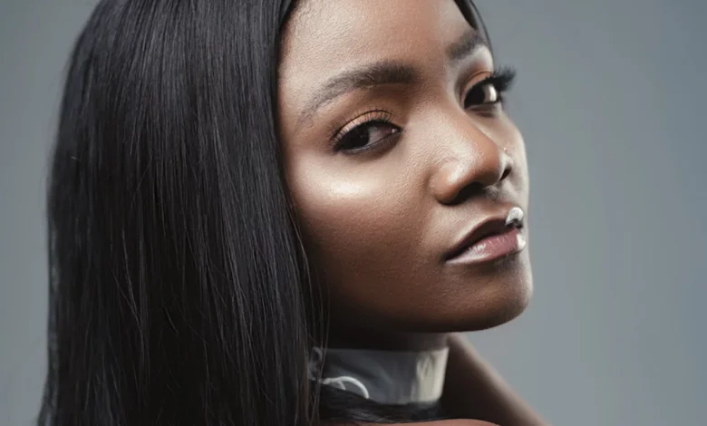 I love Chike voice – Simi